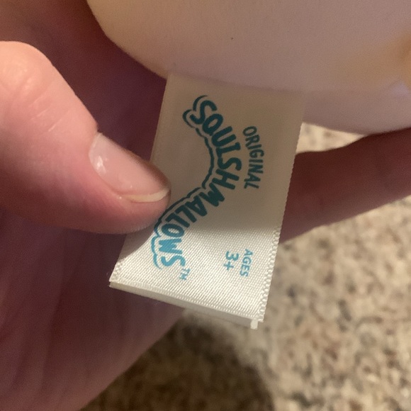 Caedyn heart nose cow 5 inch squishmallow NWT - Picture 4 of 7